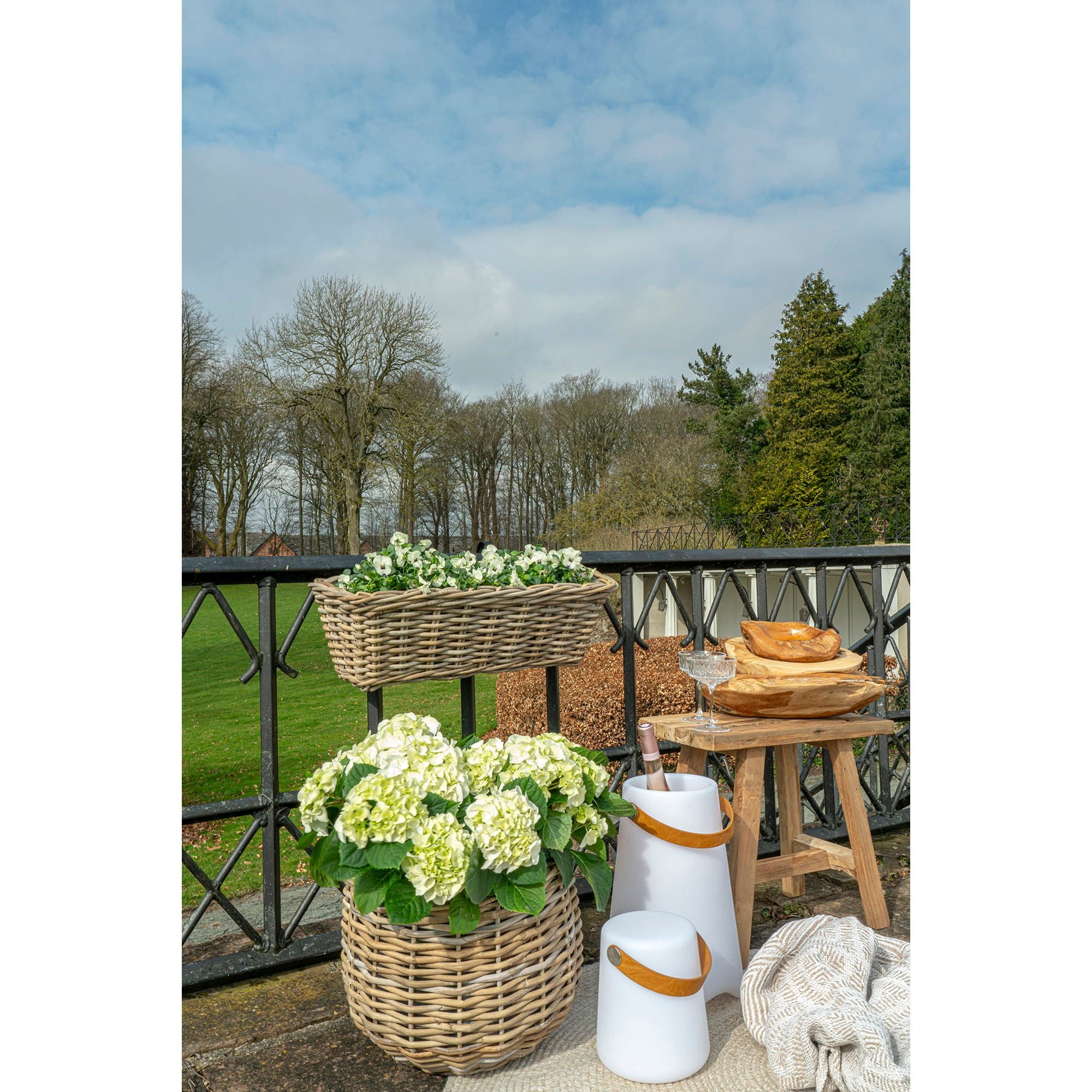 Bristol LED Lampe mit Tragegriff, mobil, wiederaufladbar