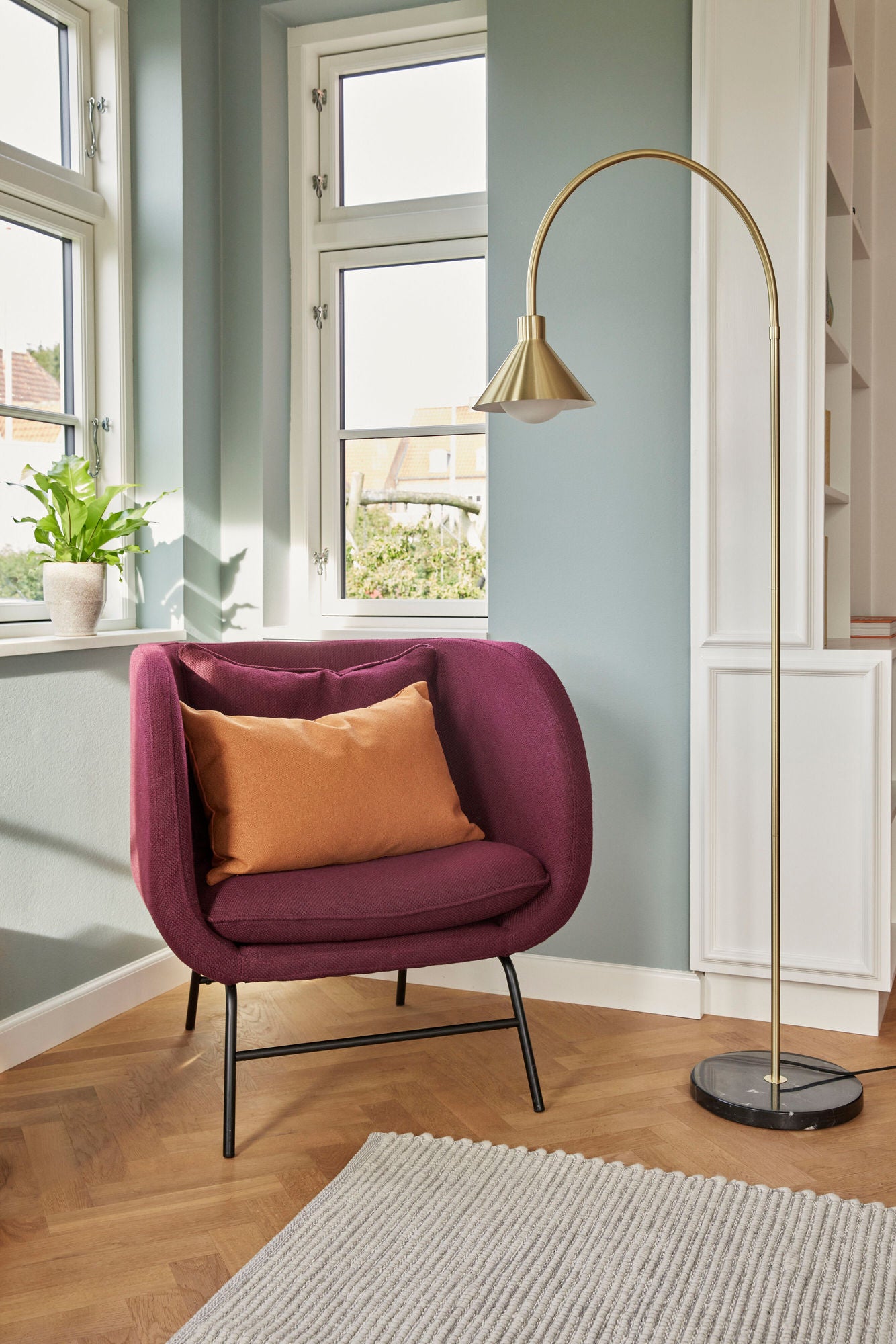 Pipe Stehlampe  Messingfarben