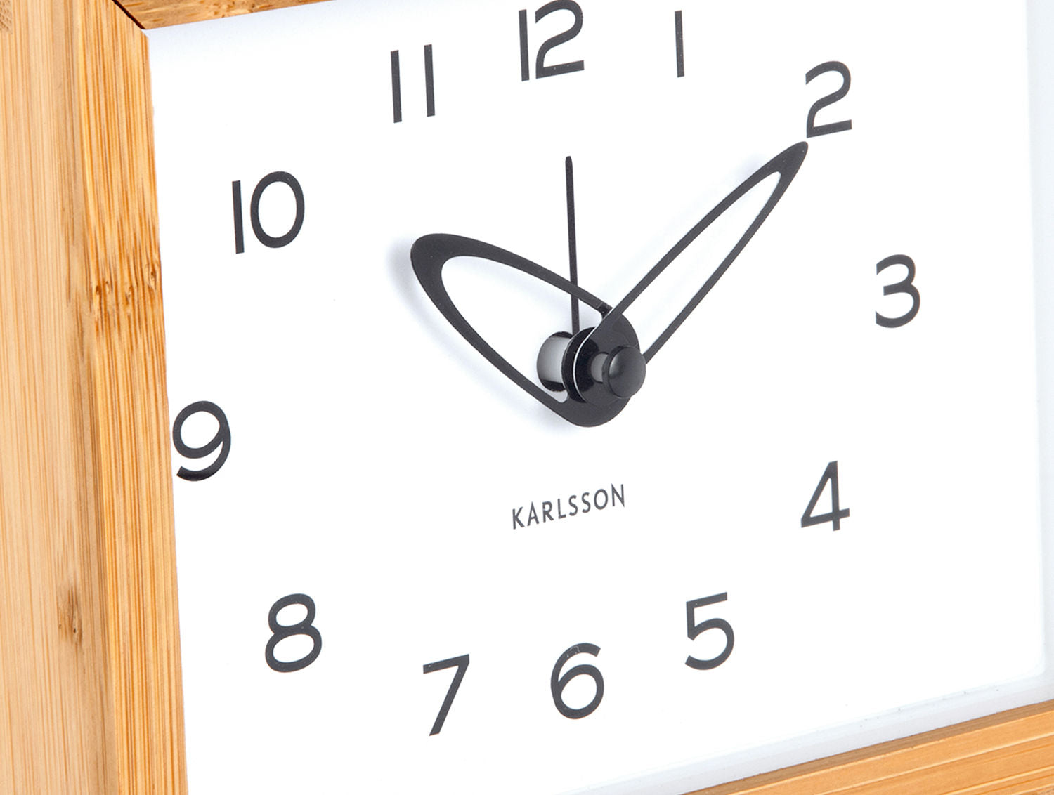 Tipico Stylisher weißer Wecker mit Holzrahmen