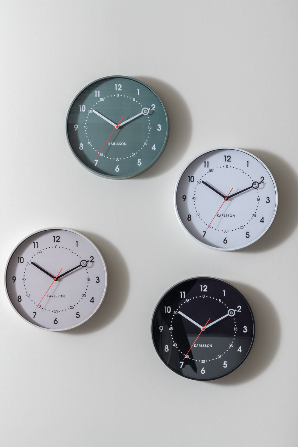 Wanduhr Fresco Schwarz Minimalistisches Skandinavisches Design