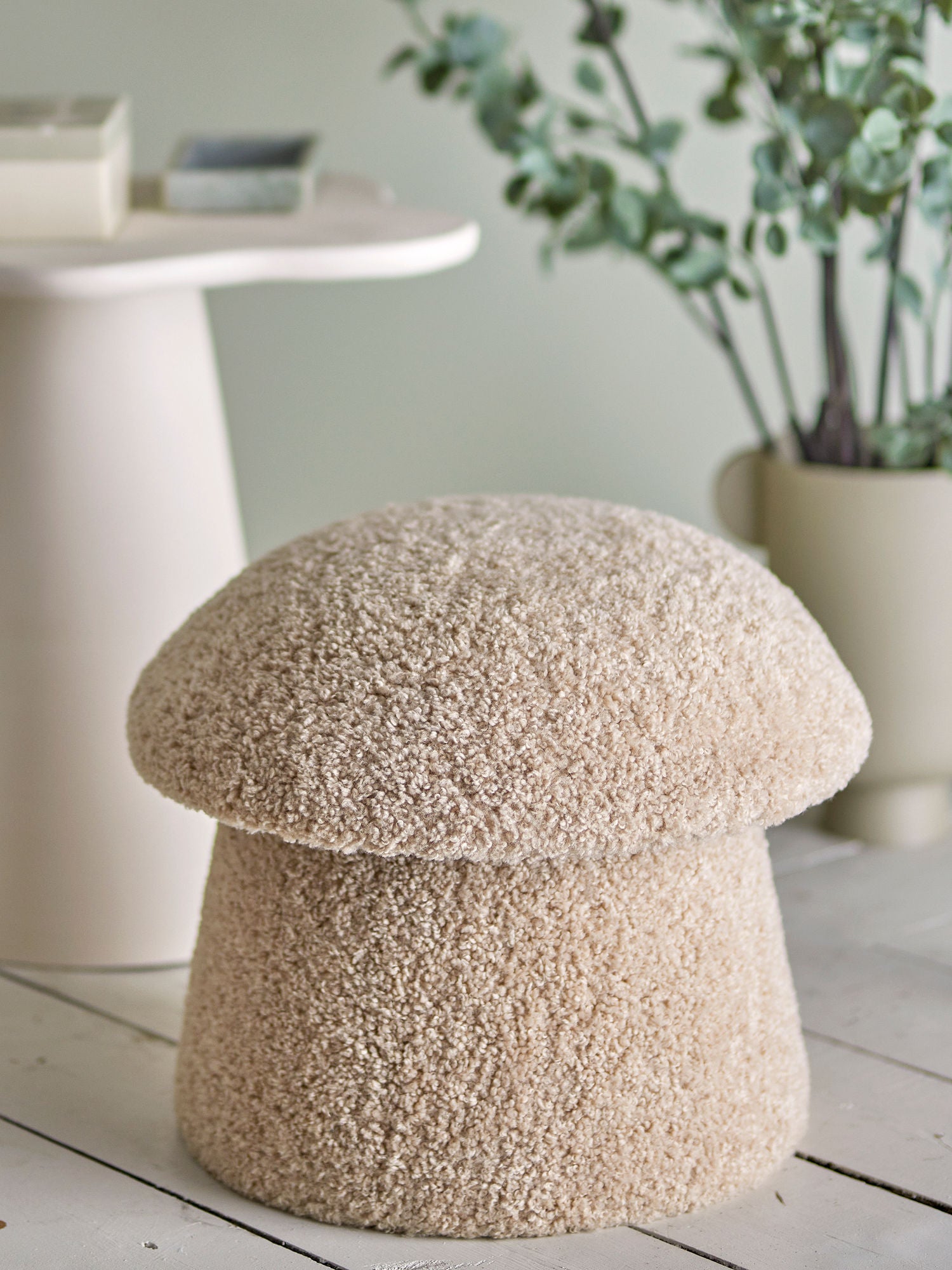 Bocca Pouf Naturfarben Aus Polyester mit Weichem Bezug und Abgerundeter Basis
