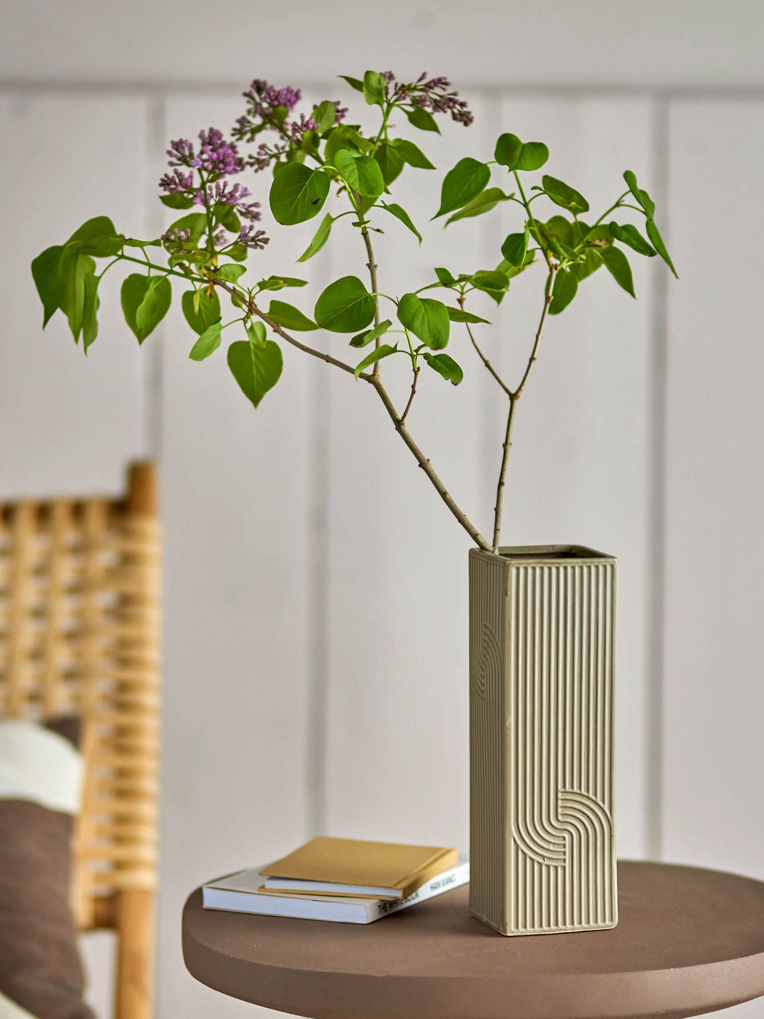 Heeira Steingut Vase Quadrat Braun mit Grafischem Muster für Modernes Wohnambiente