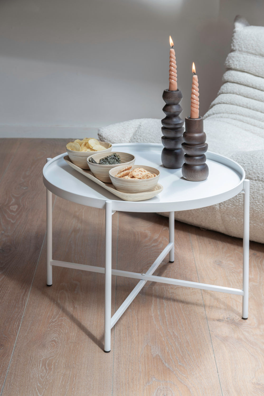 Couchtisch Meseta Weiß Metalldesign Minimalistisch Elegant