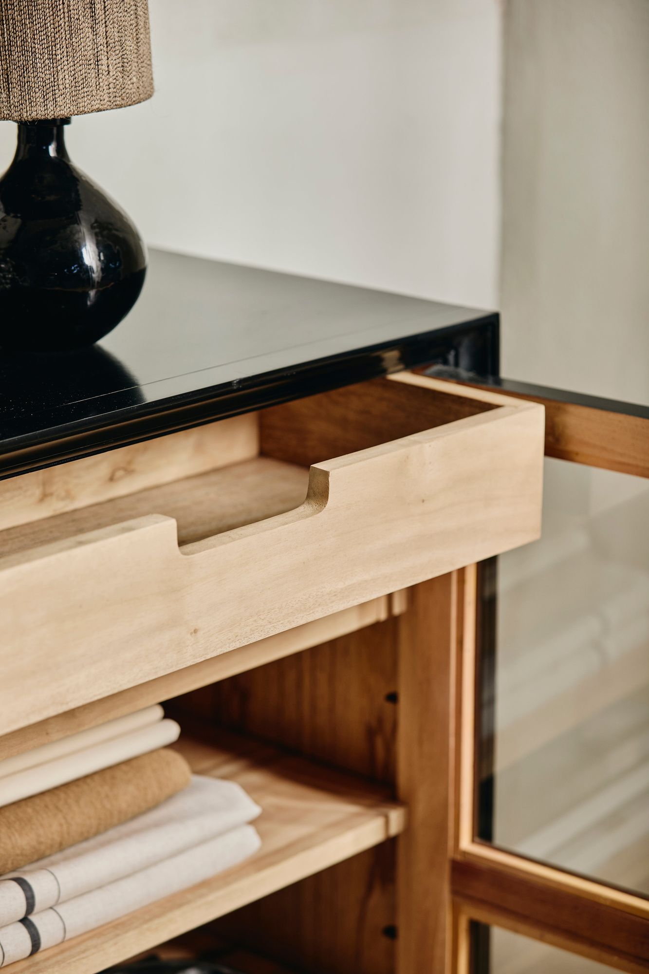 VIVA Schrank, 2 Türen – Niedrig, Schwarz