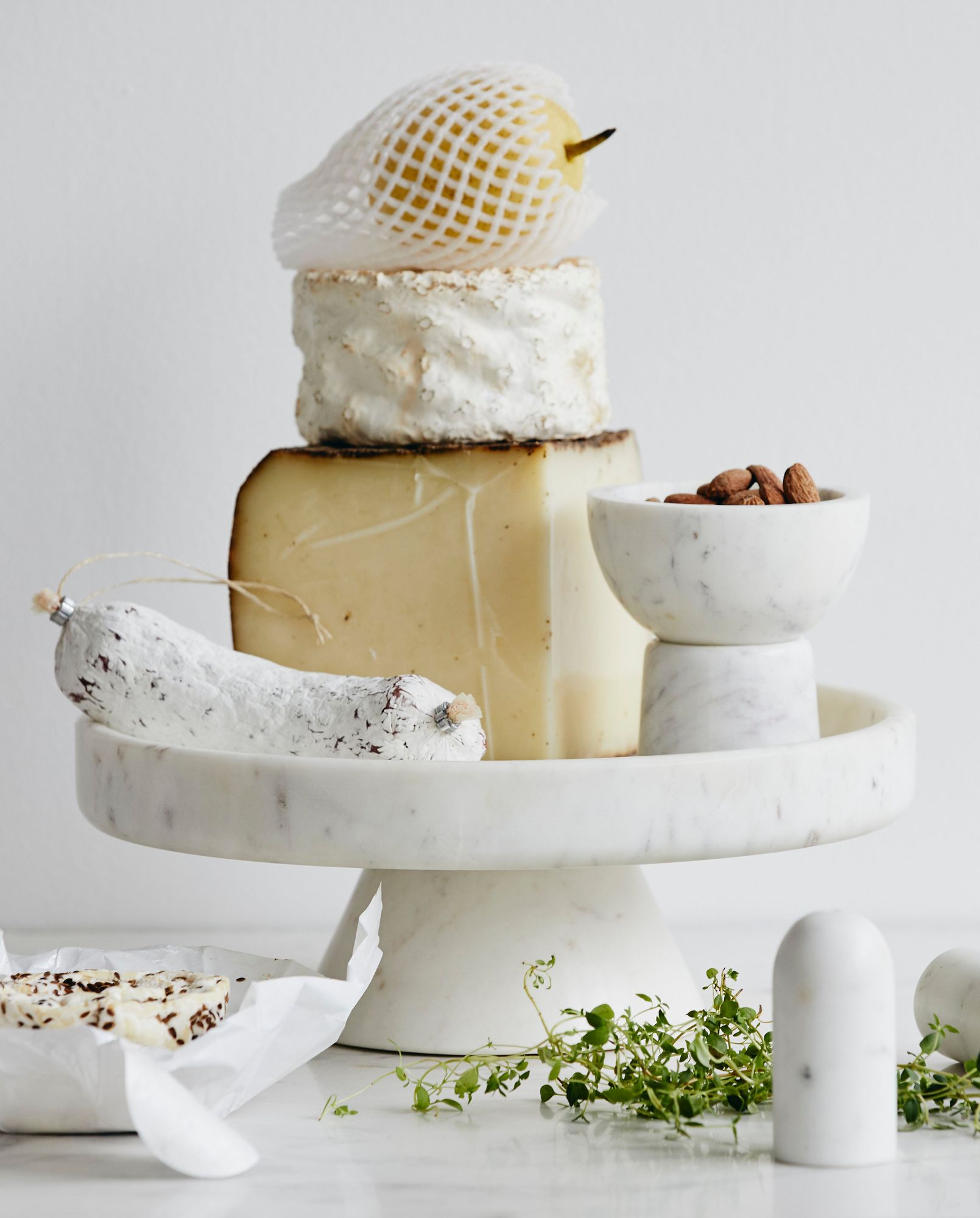 Imatra Kuchenständer Sockel Aus Weißem Marmor Elegante Dessertpräsentation