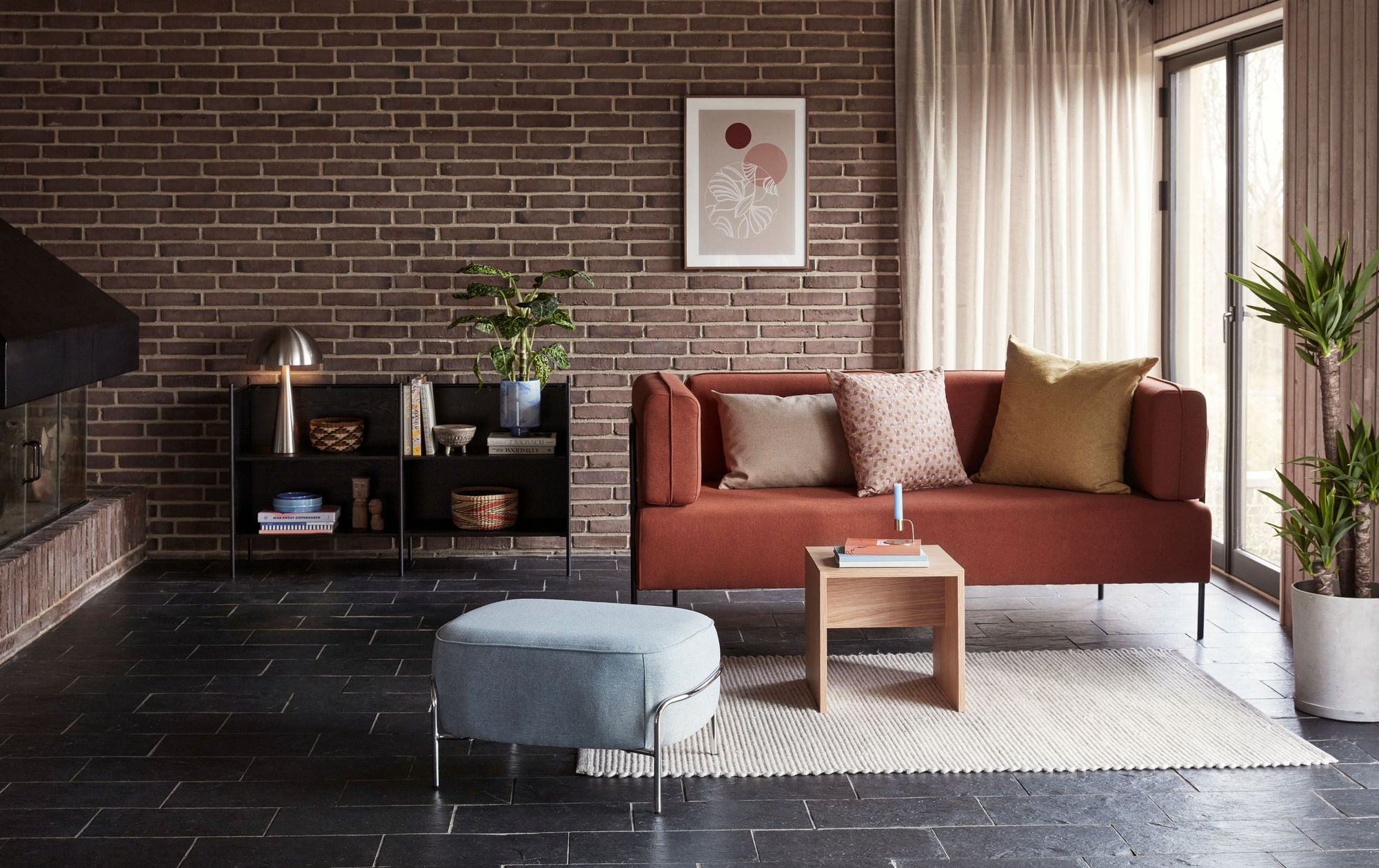 Mush Tischlampe Tall Nickel – Elegantes Statement aus gebürstetem Metall