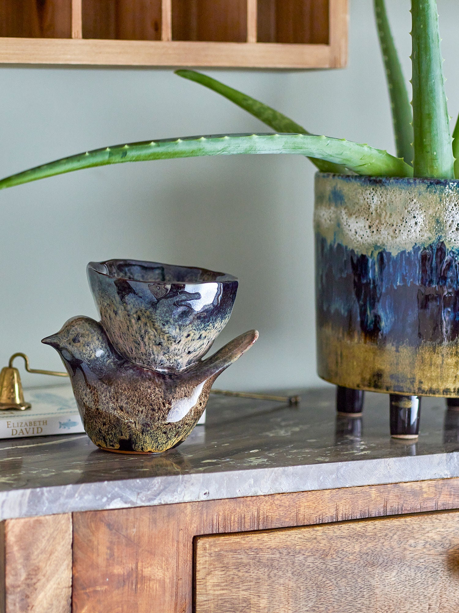 Phil Dekofigur mit Schale, Blau & Braun, Steingut