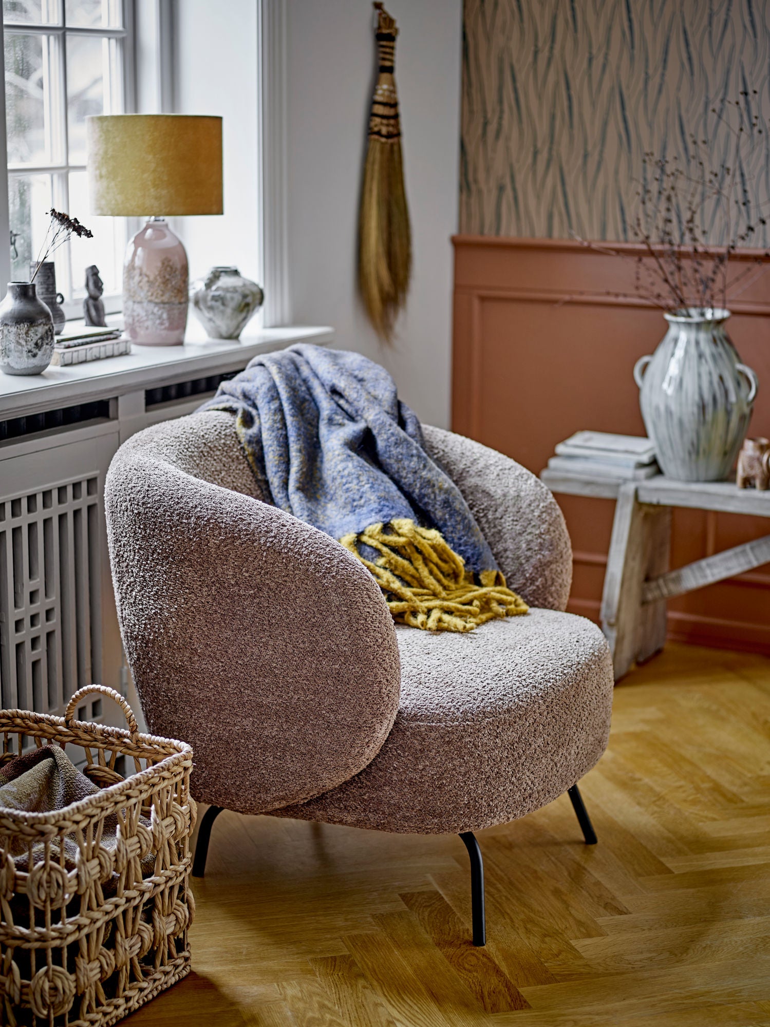 Marnie Korb Natur Wasserhyazinthe mit Metallrahmen und Griffe für Ordnung