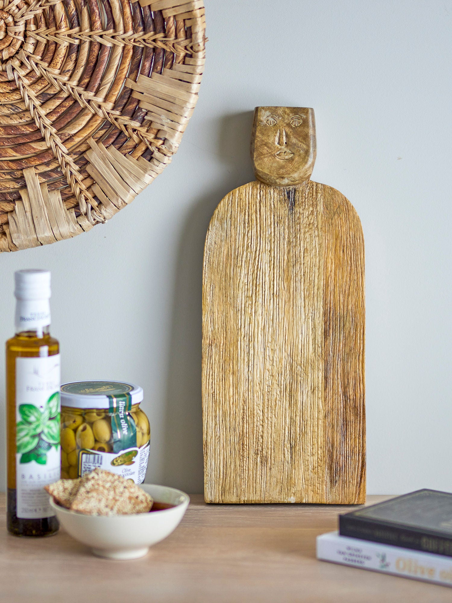 Brooklyn Mangoholz Servierbrett Natur Handgeschnitztem Motiv Rustikaler Look