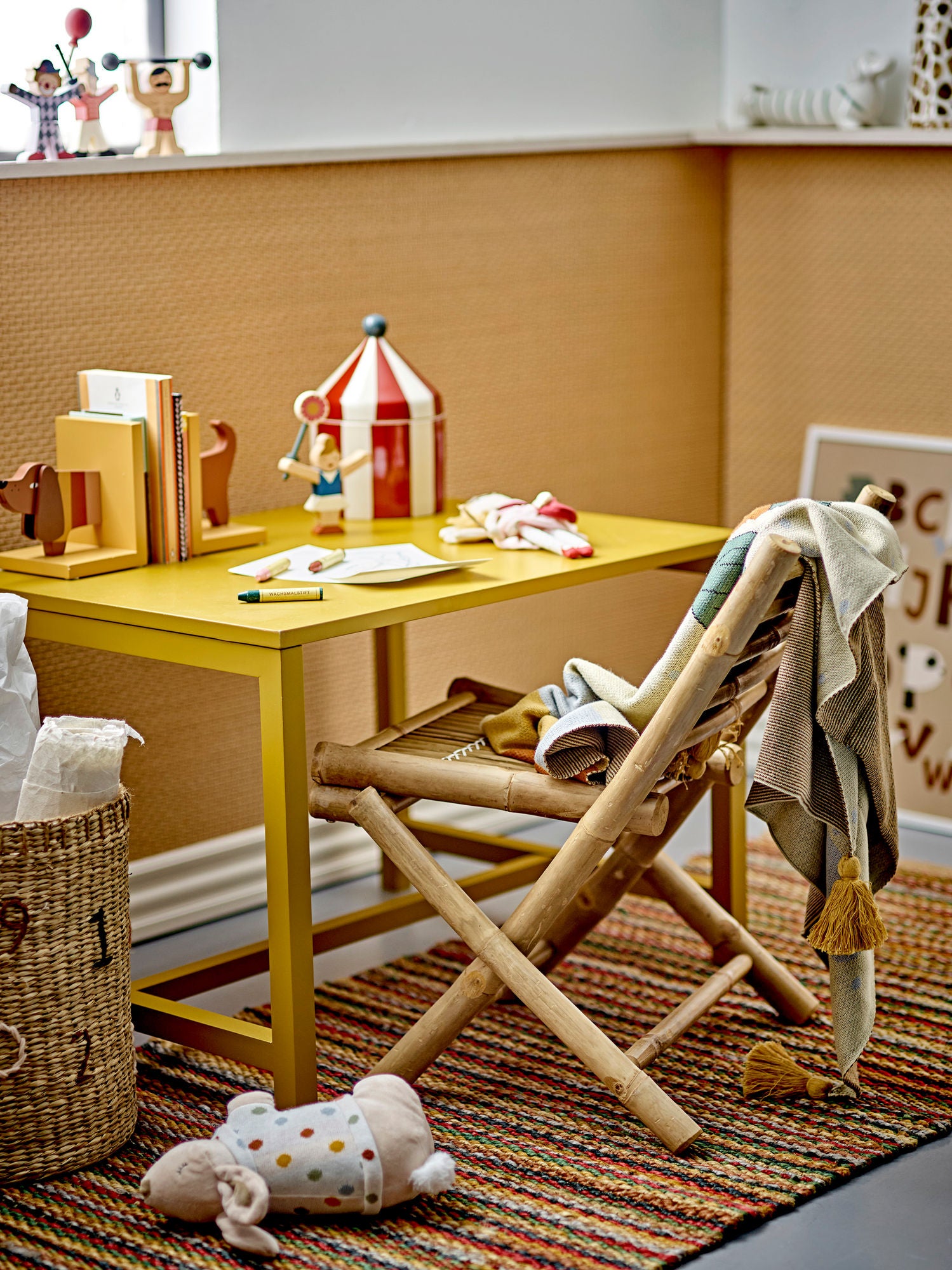 Charlie Buchstütze, Gelb, FSC® 100%, MDF