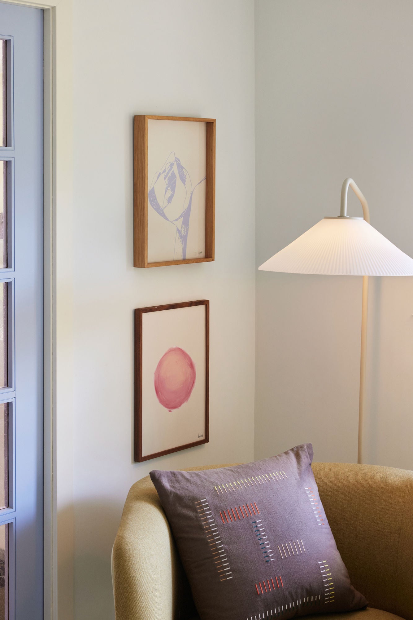 Solid Stehlampe  Sandfarben