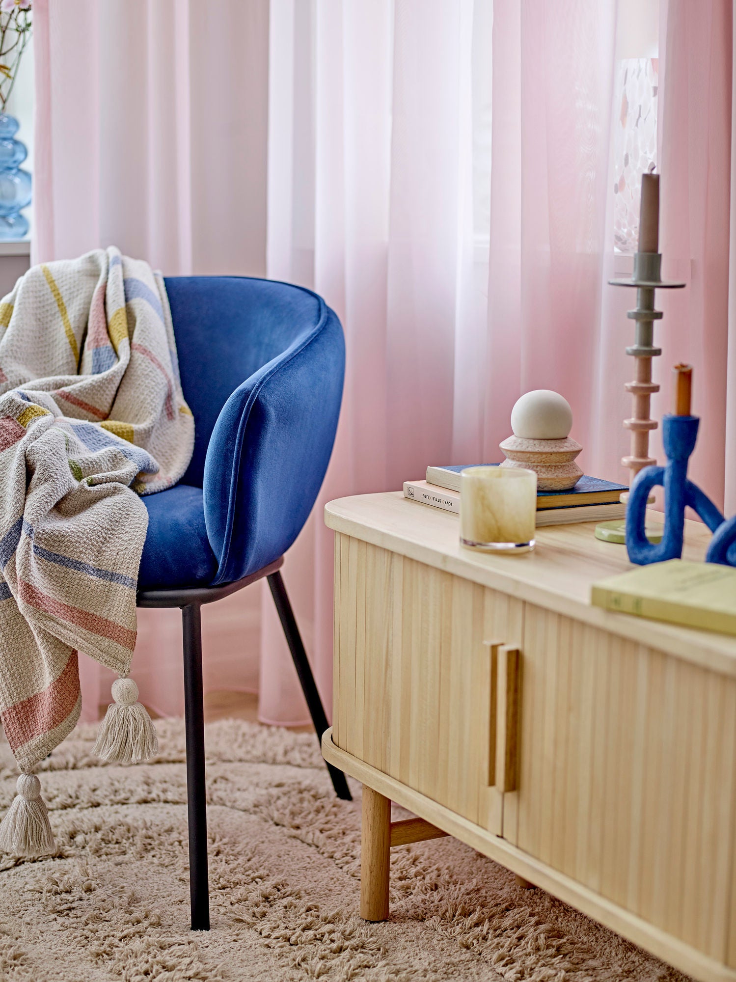 Cortone Esszimmerstuhl – Eleganz & Komfort in Tiefblau