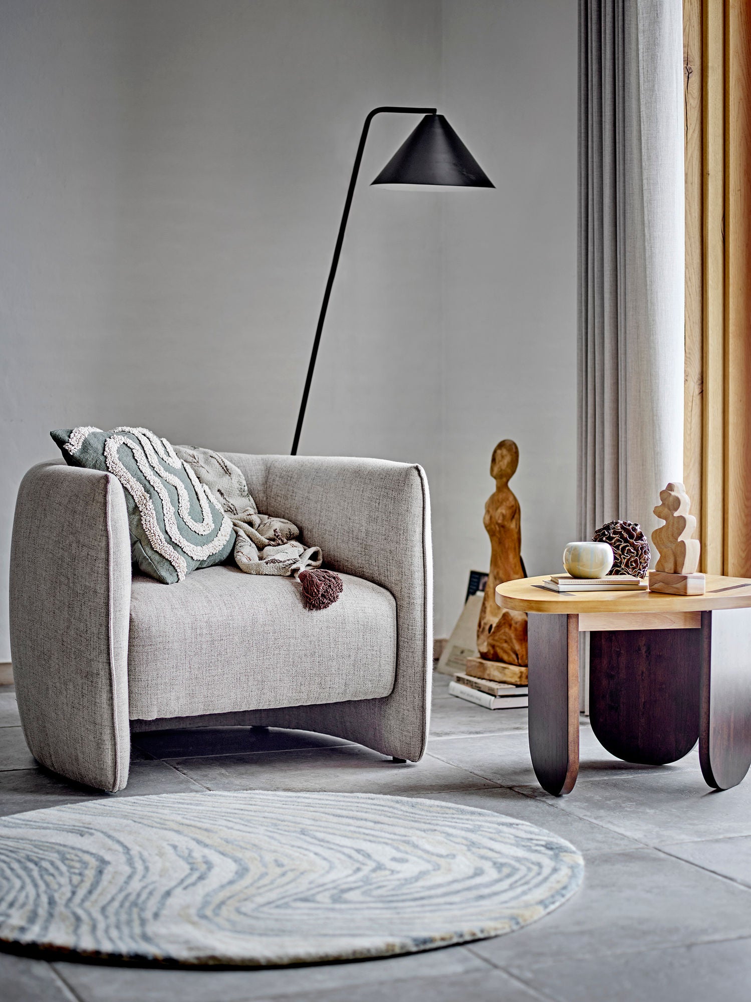 Bacio Loungesessel Nachhaltig Aus Recyceltem Polyester mit Leichtem Design