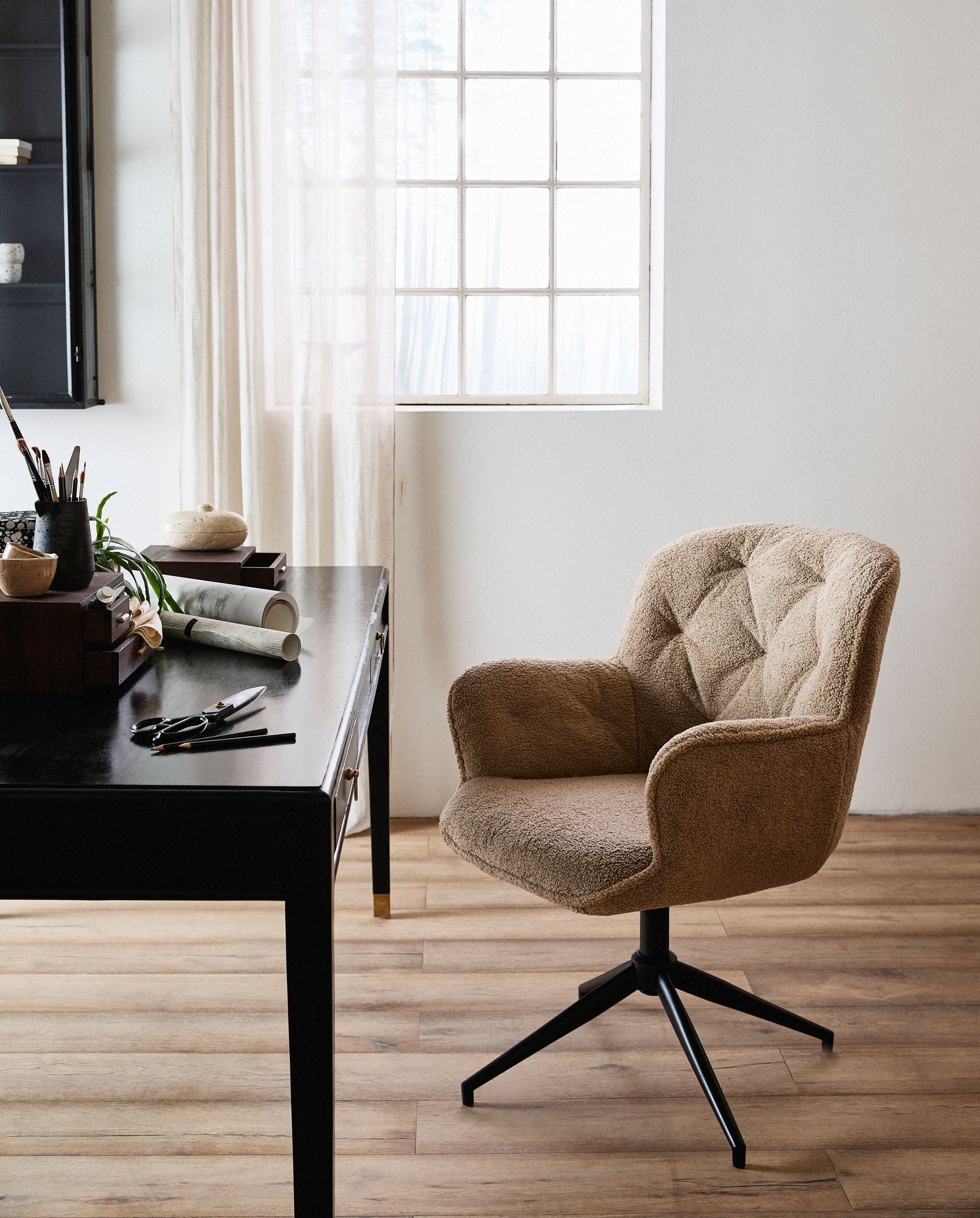 LEA Beige Bürostuhl Bouclé Komfort und Flexibilität mit Stabiler Basis