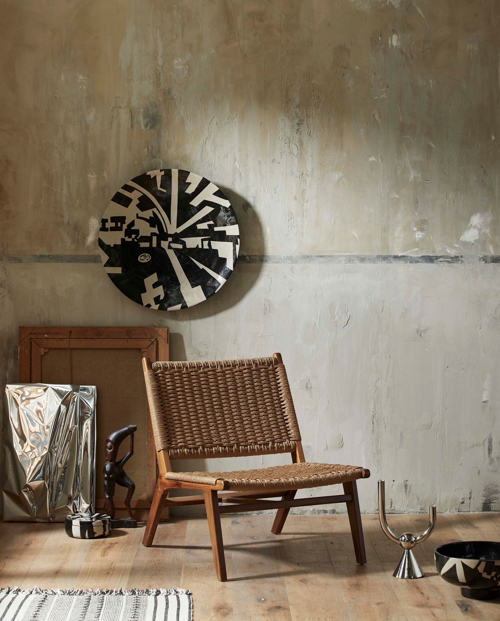 LIPSI Deko Platte L Handbemalt Skulpturaler Akzent In Schwarz Beige