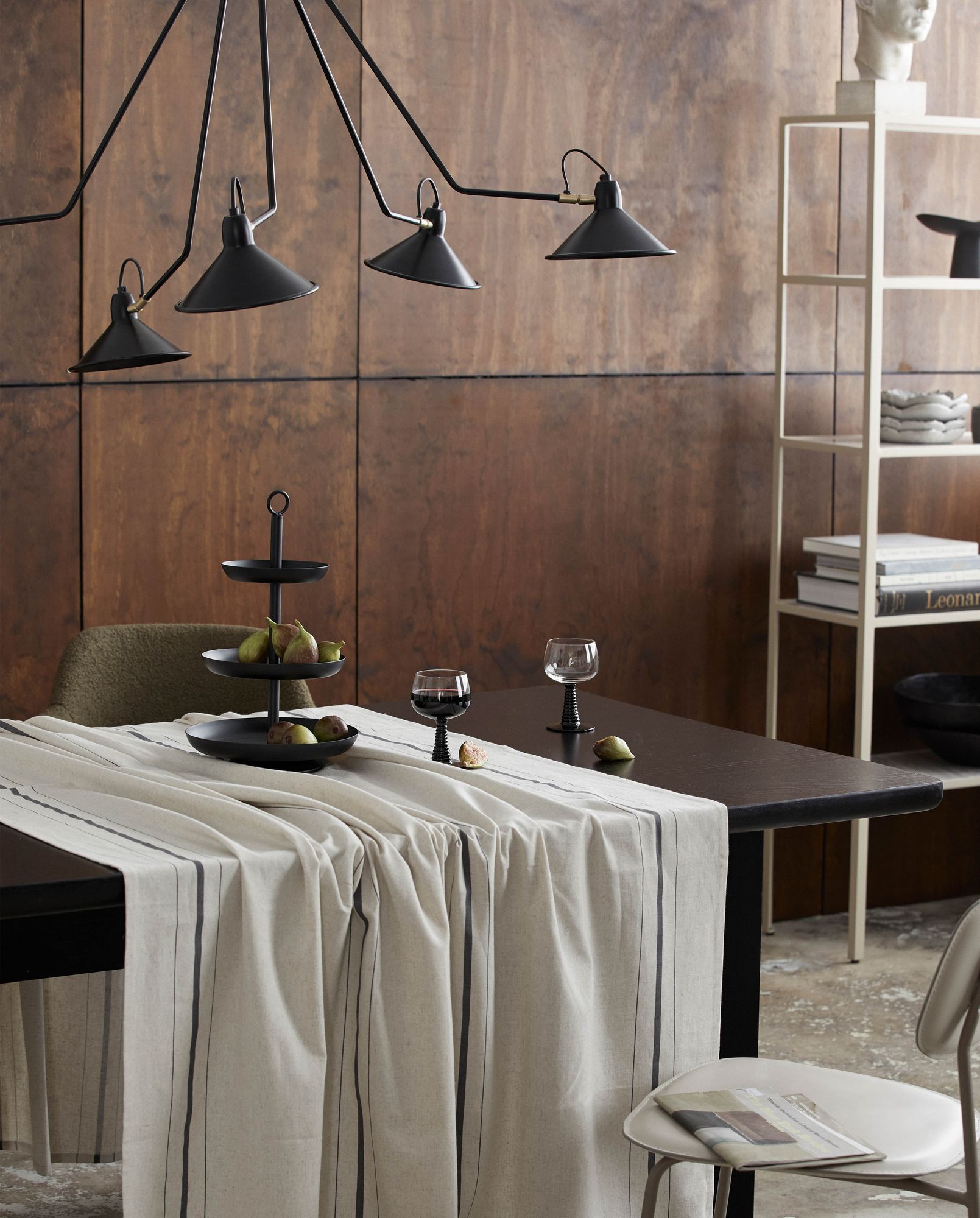 Pendelleuchte Fünf Arme Schwarz Lackiert Eisen Modernes Design