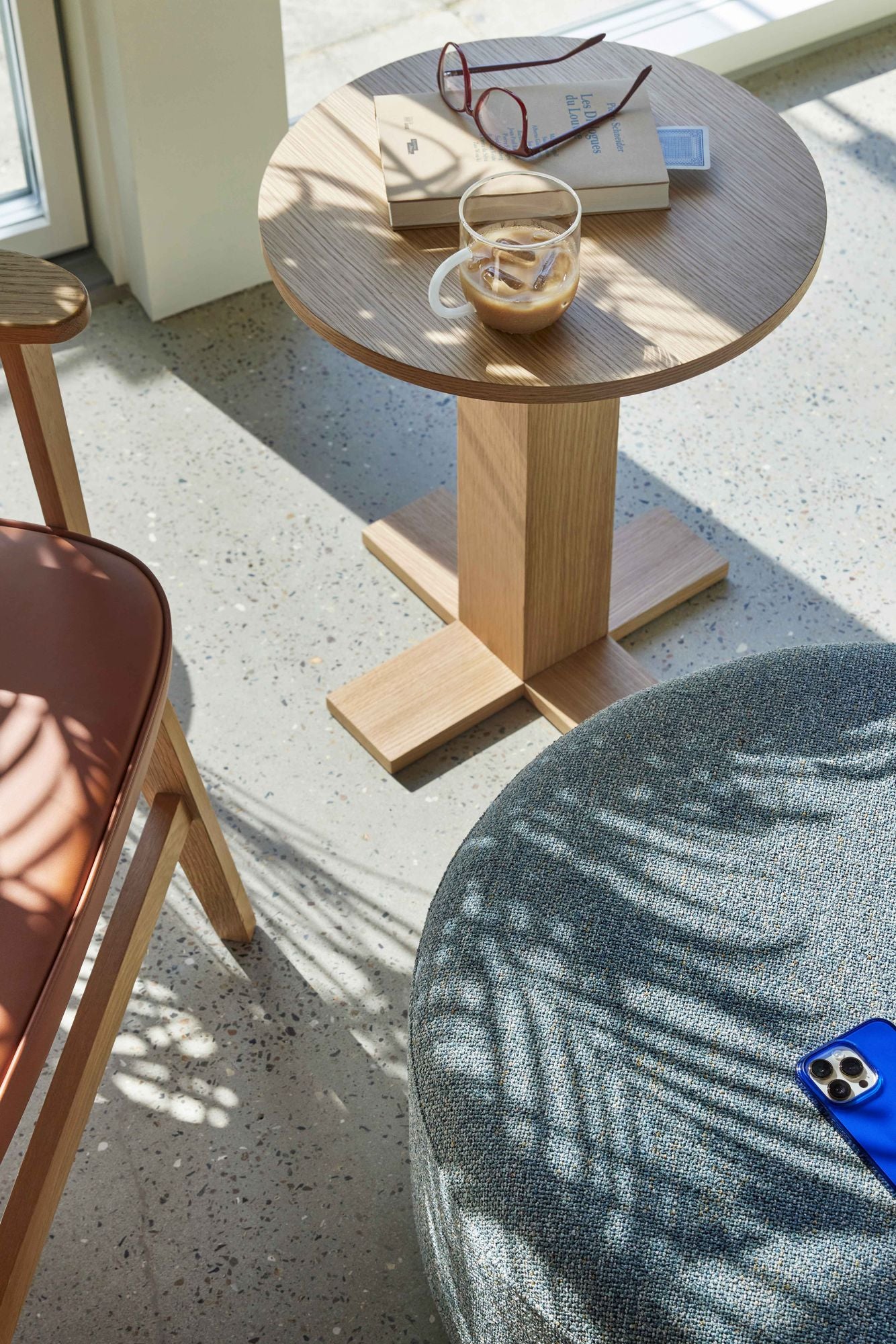 Koohi Beistelltisch Naturfarben