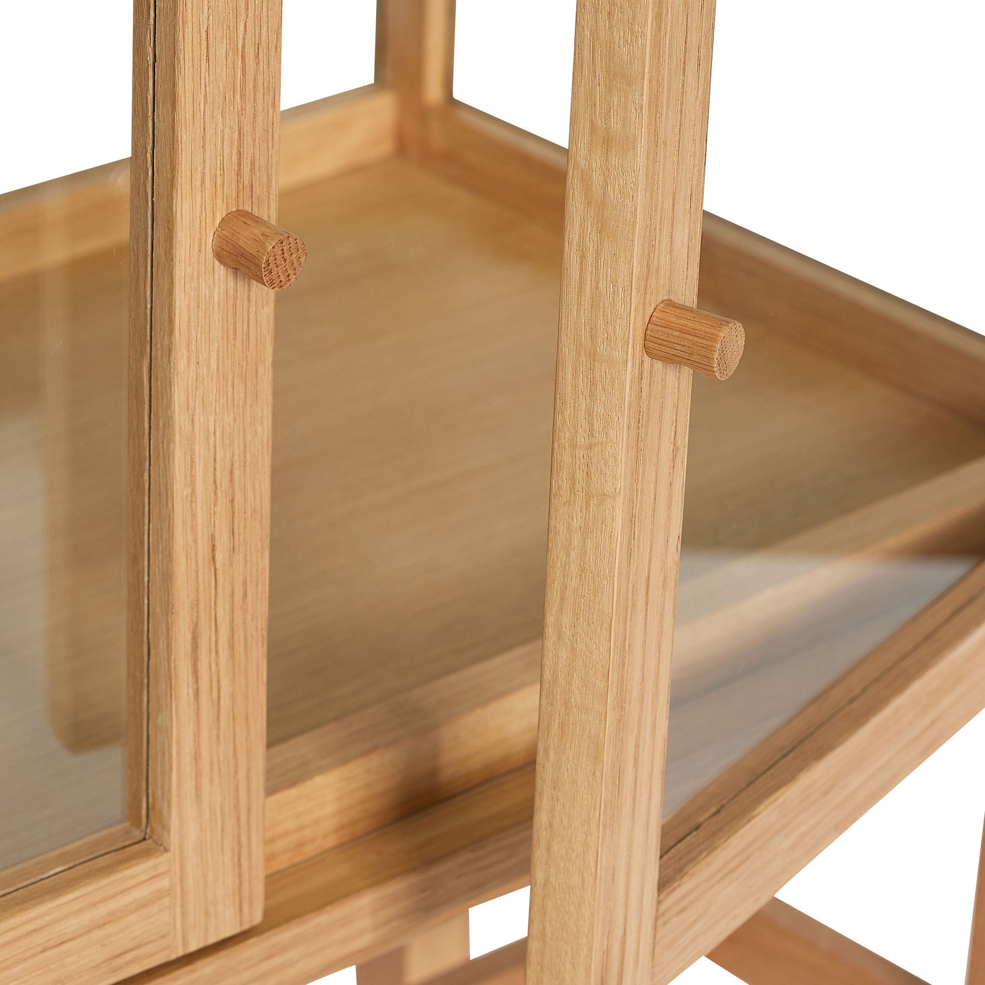 Poetic Deko-Vitrine aus Glas & Eichenholz