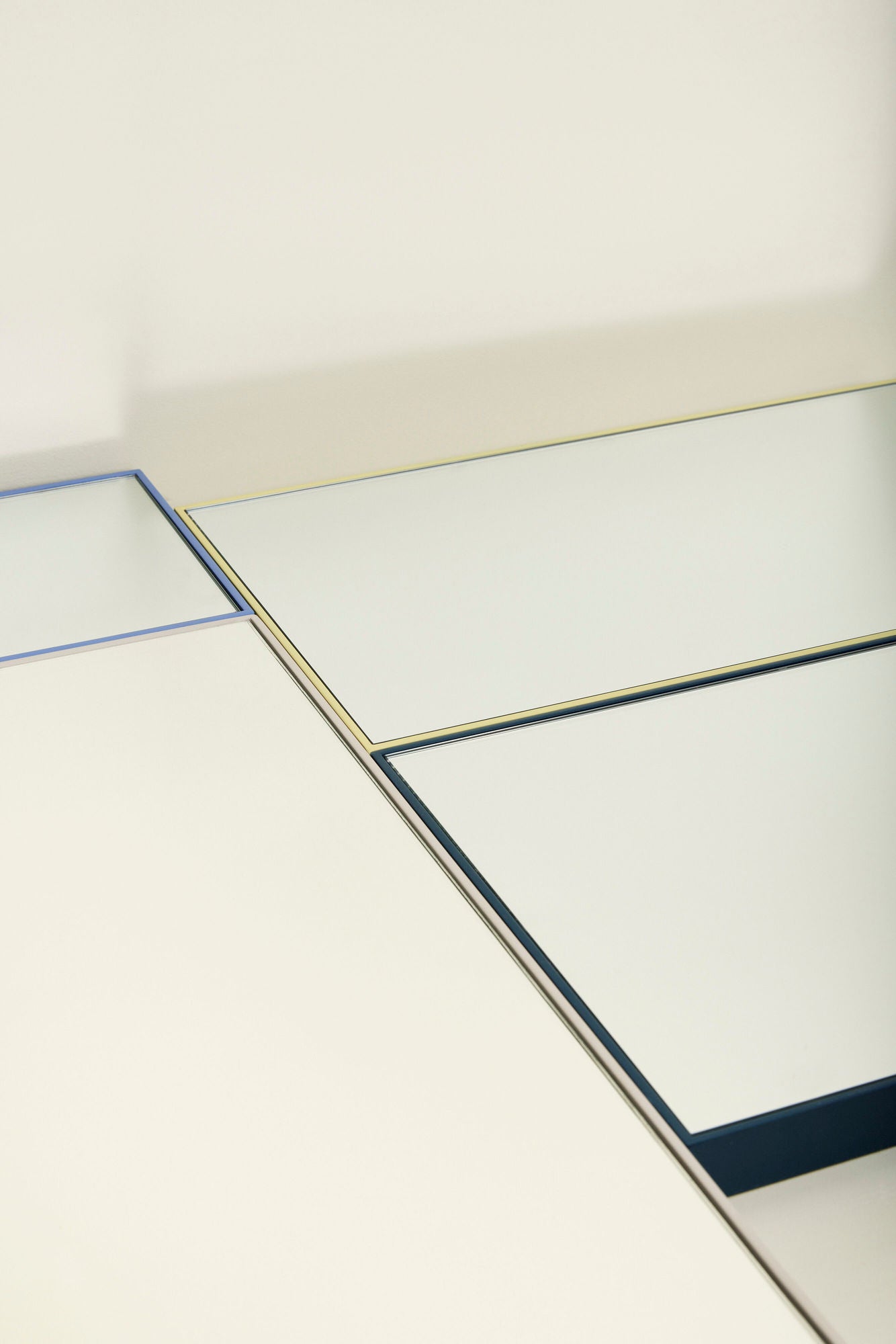 Shine Spiegel X-large Grau