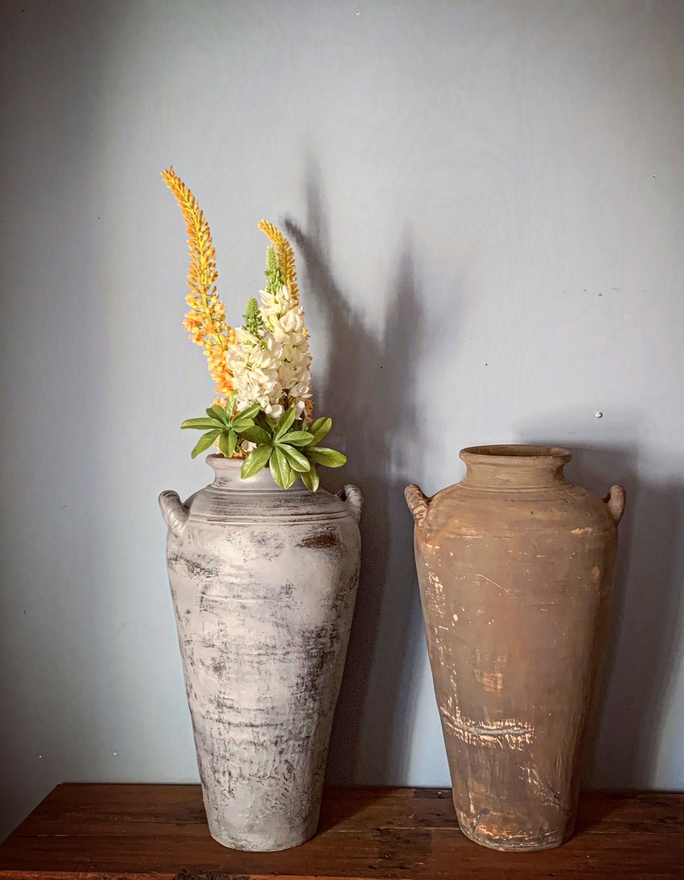 LERKRUKKE Jodhpur Krug Vase, Grau, Handgefertigt aus Ton-Zement-Mix