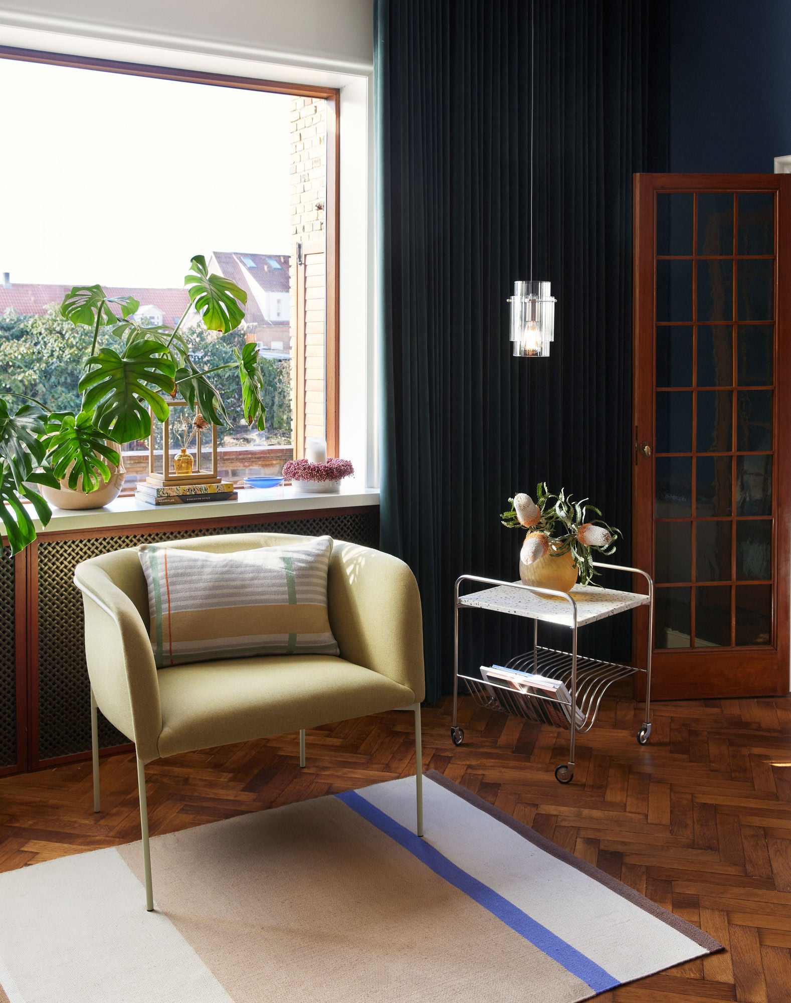 Eyrie Loungestuhl Gelb