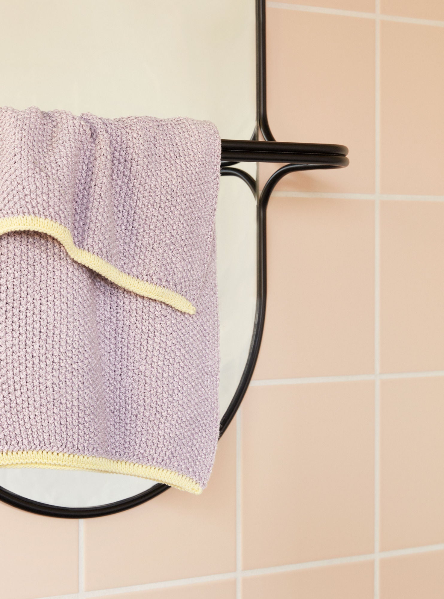 Carry Wandspiegel Schwarz