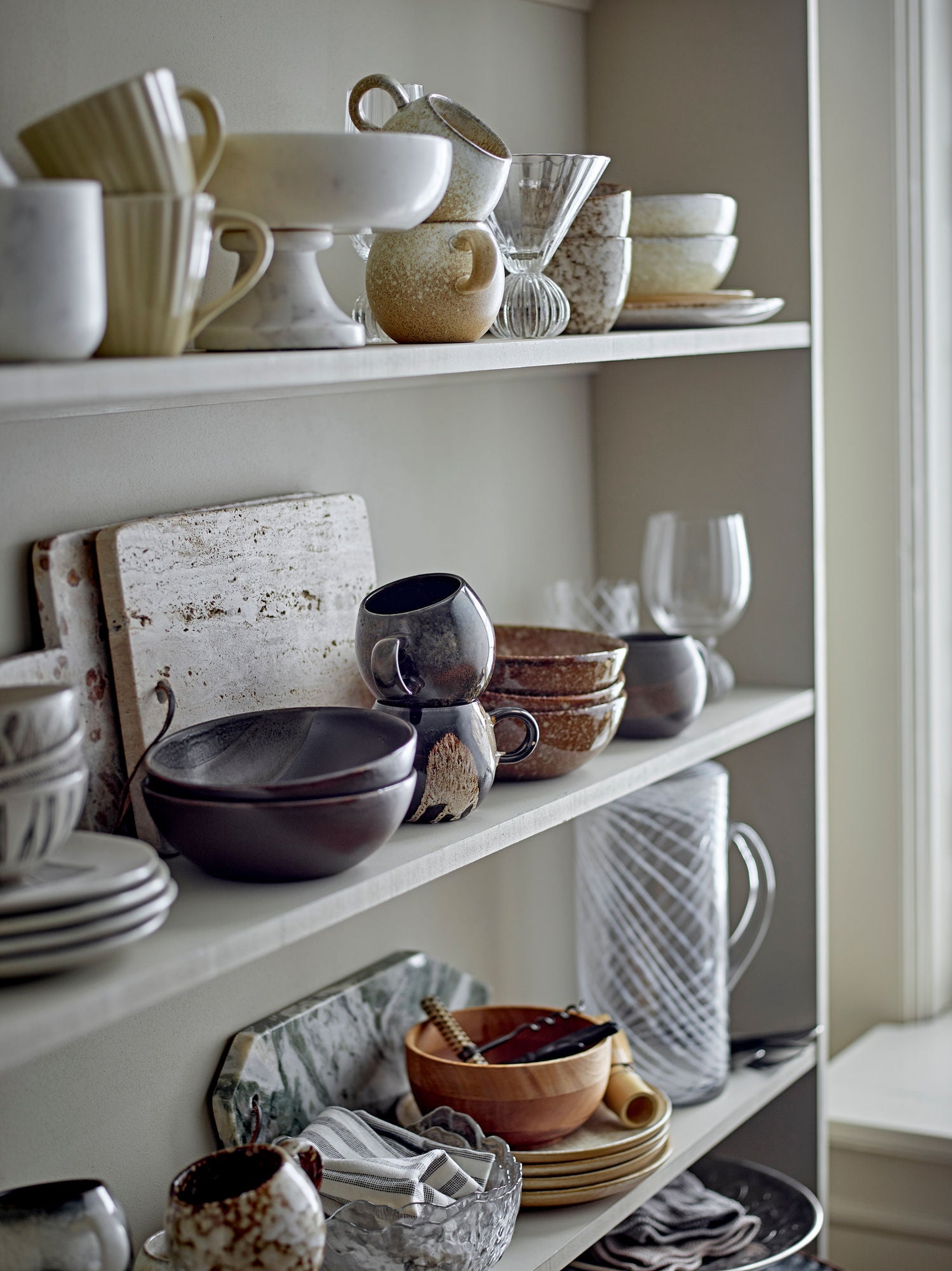 Eris Sockelschale Aus Marmor Elegantes Tischdekor mit Hohem Stiel für Salat Obst und Kuchen