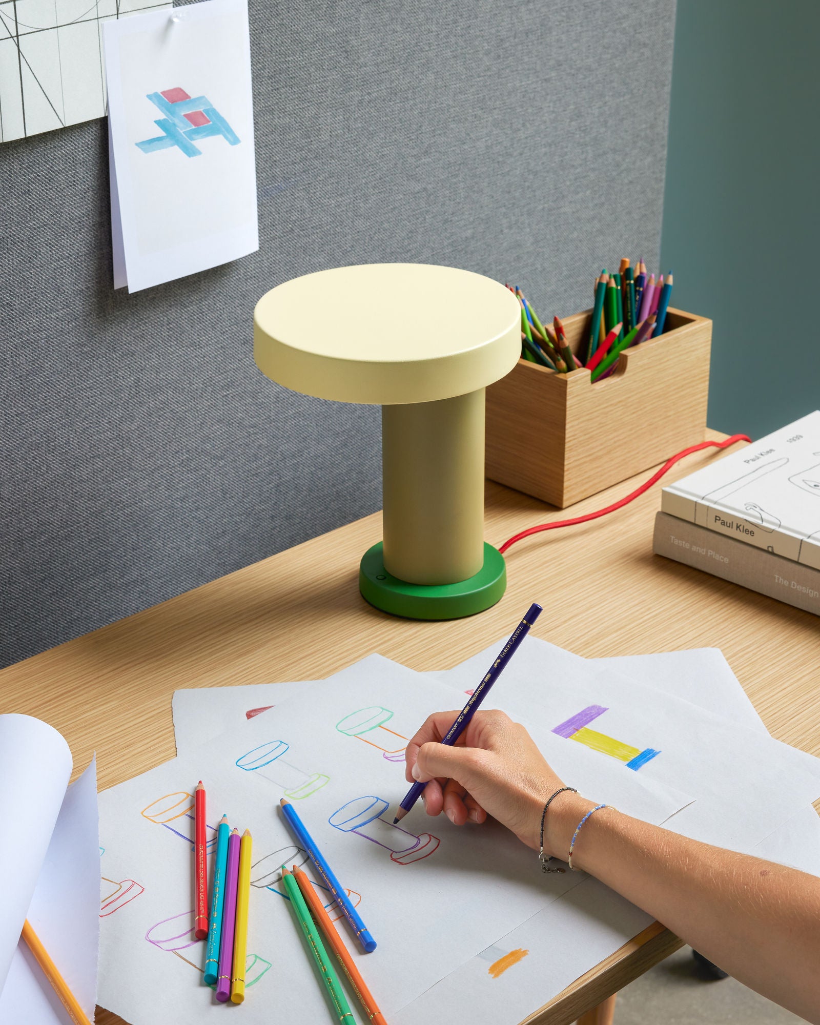 Magic Tischlampe Grün/Olive