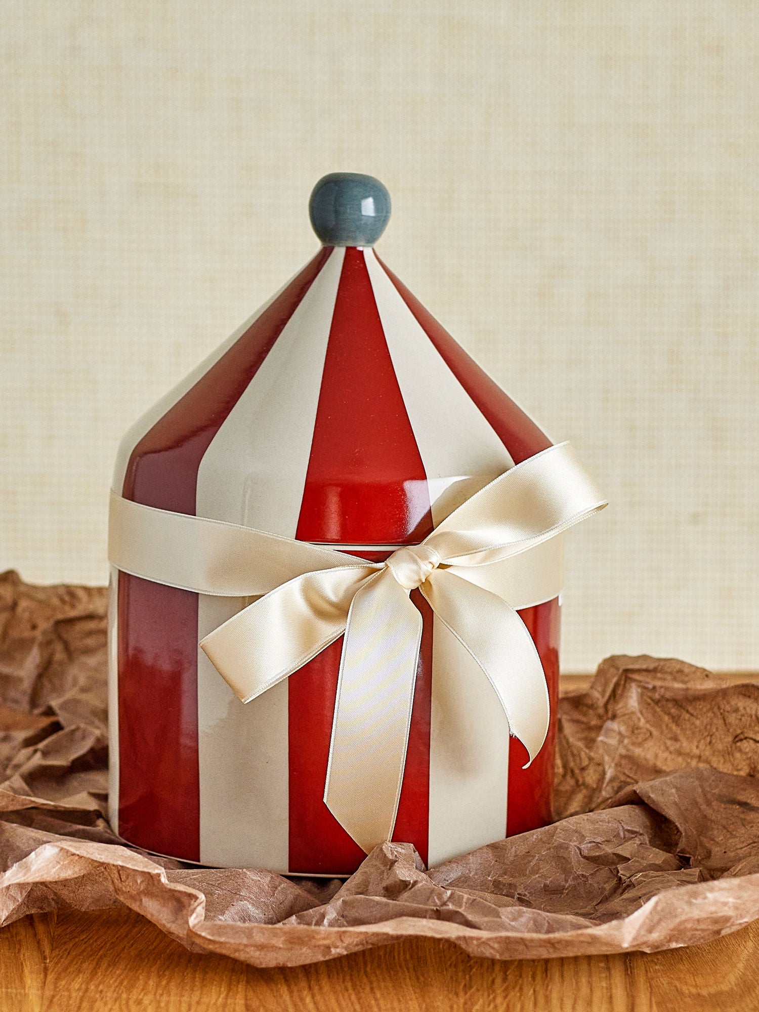 Cimmi Gefäß mit Deckel, Rot, Steingut