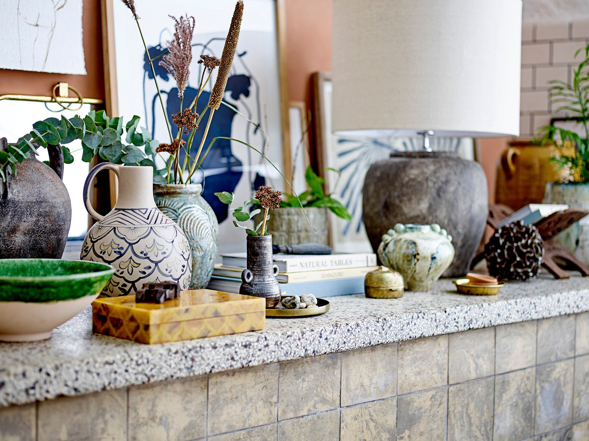 Nadya Vase Blau Steinzeug Organisches Design für Moderne Räume