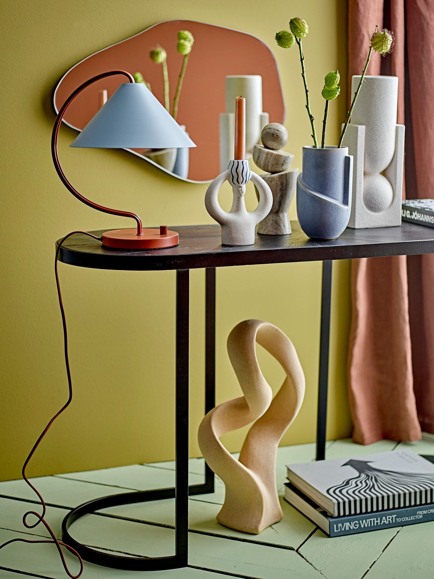 Norbert Vase – Grafisches Design mit reaktiver Glasur